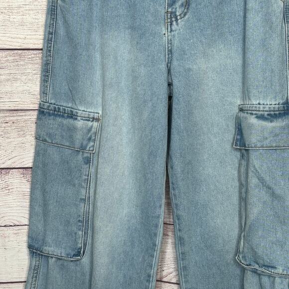 Forever 21 Denim Wide Leg Cargo Light Wash High Rise Pocket Jeans Size 29 New - Picture 6 of 9
